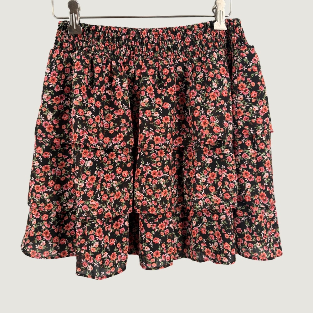 Lost + Wander Rose Garden Floral Skirt Size Small Black Pink Tiered New